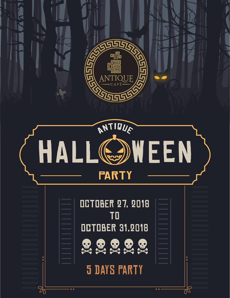 Halloween Party at Antique Cafe